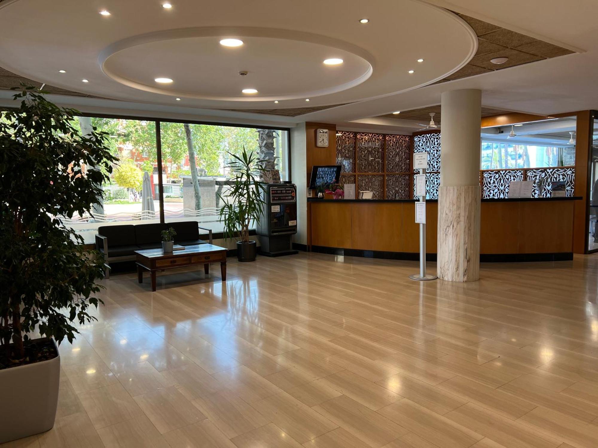 Hotel Astoria Park Lloret de Mar Ngoại thất bức ảnh