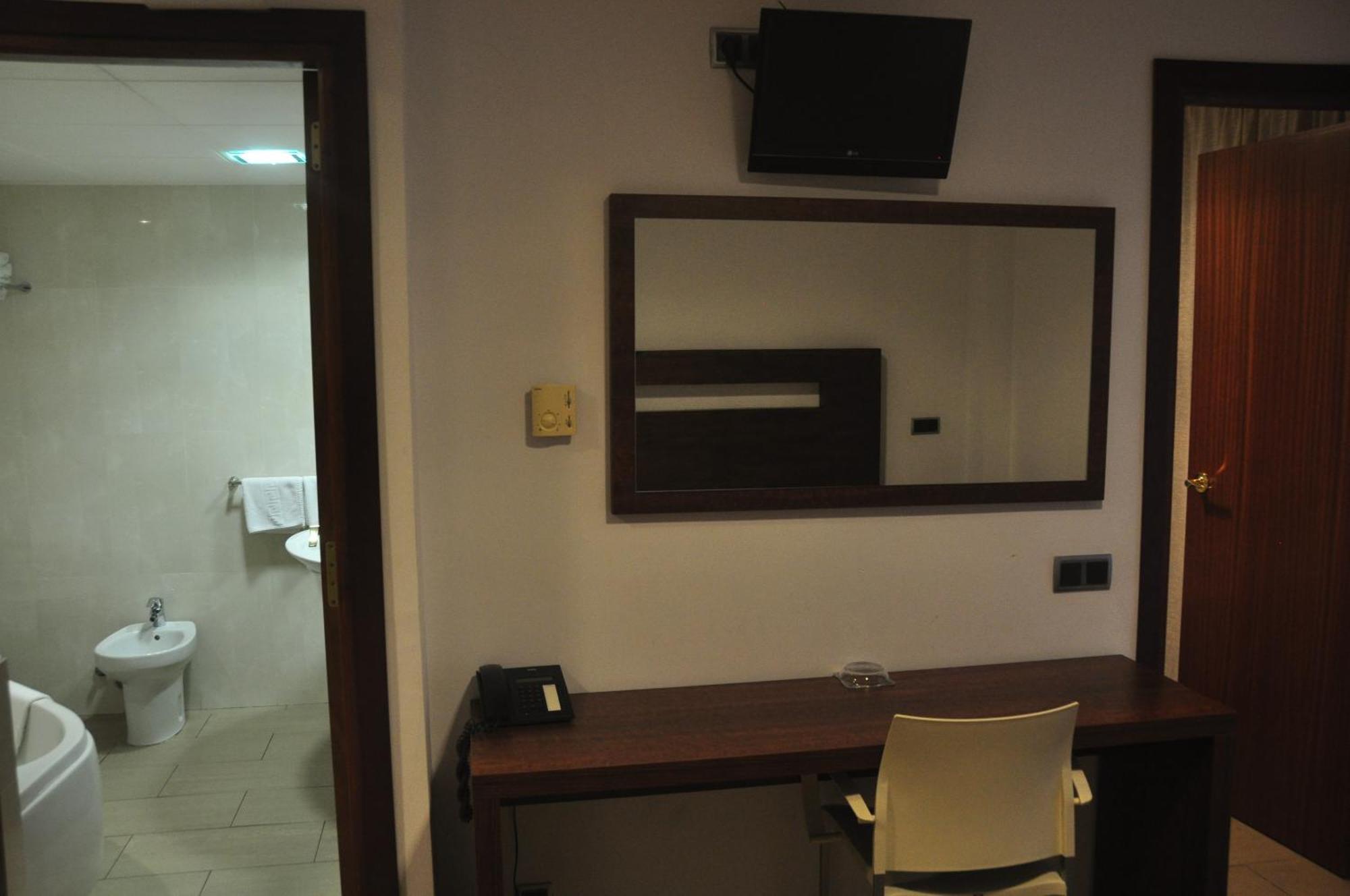 Hotel Astoria Park Lloret de Mar Phòng bức ảnh