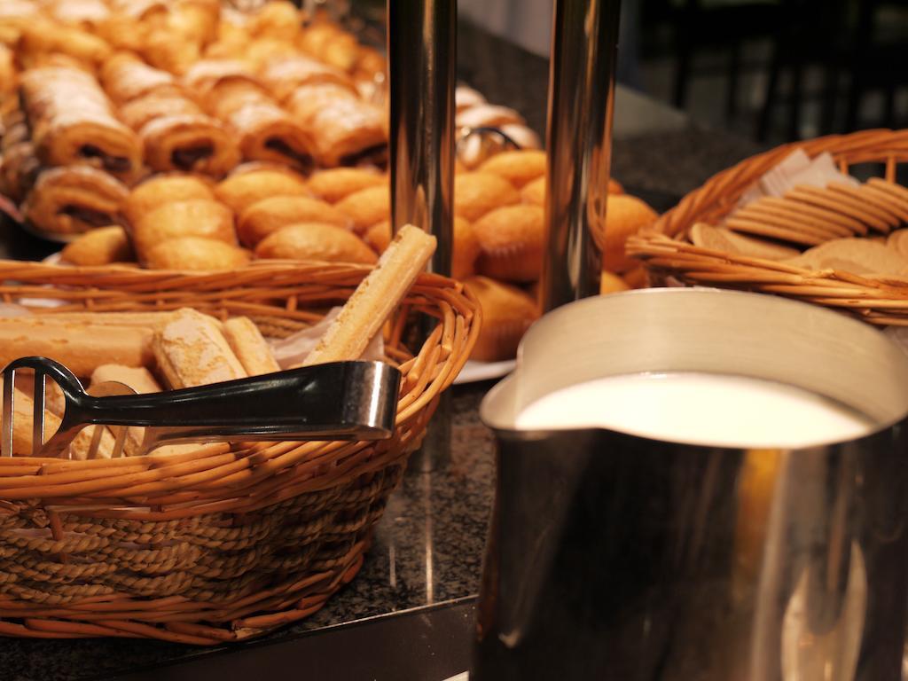 Hotel Astoria Park Lloret de Mar Ngoại thất bức ảnh